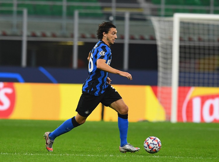 國米客場2-1險(xiǎn)勝米蘭提前登頂意甲冠軍寶座