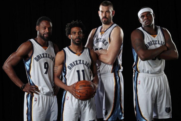 NBA常規(guī)賽：恩比德37+12率76人加時險勝灰熊終結(jié)三連敗